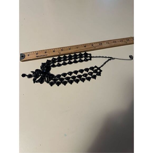 Erica Lyons Black Gothic Metal Bow intricate Triple Row Necklace Signed - Picture 5 of 6
